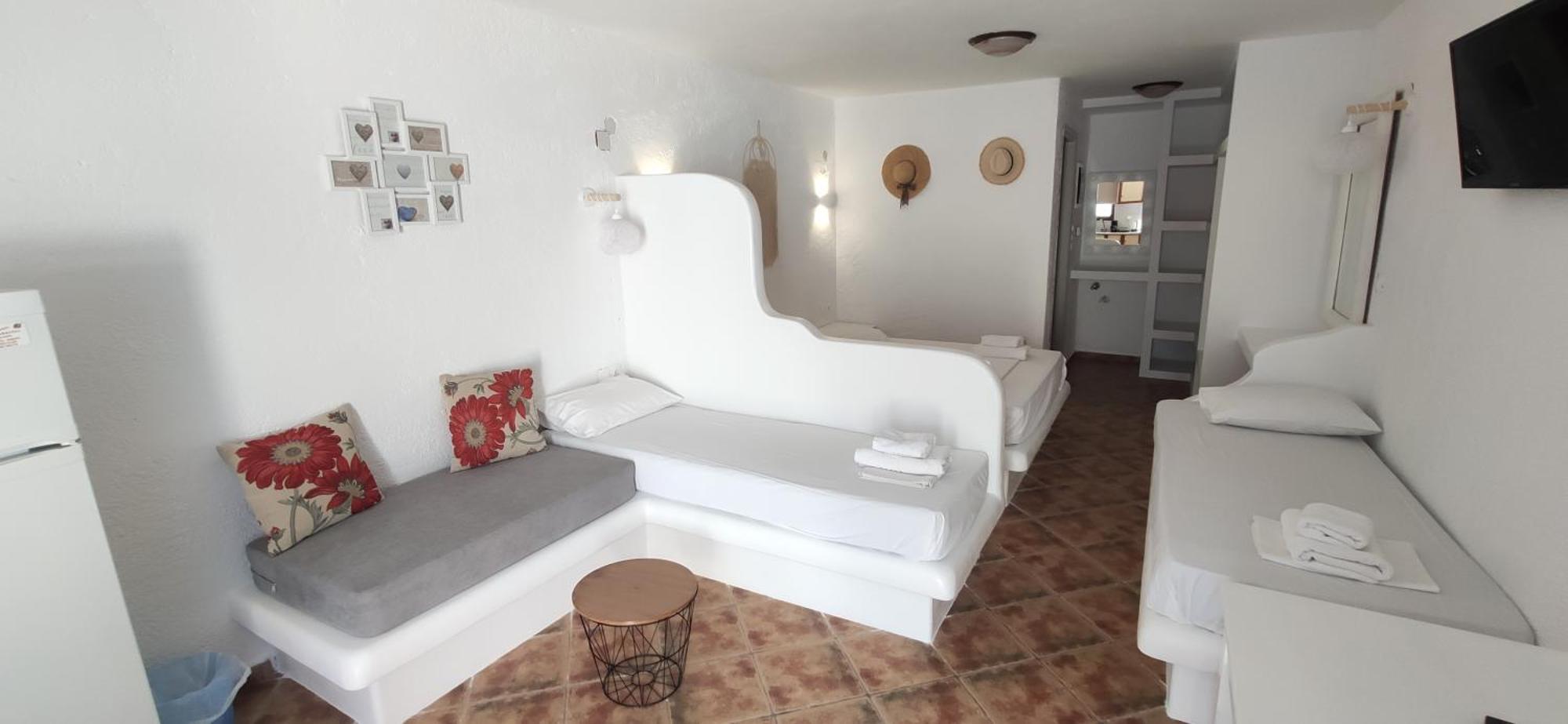 Anemos Sea View Aparthotel Batsi  Ngoại thất bức ảnh
