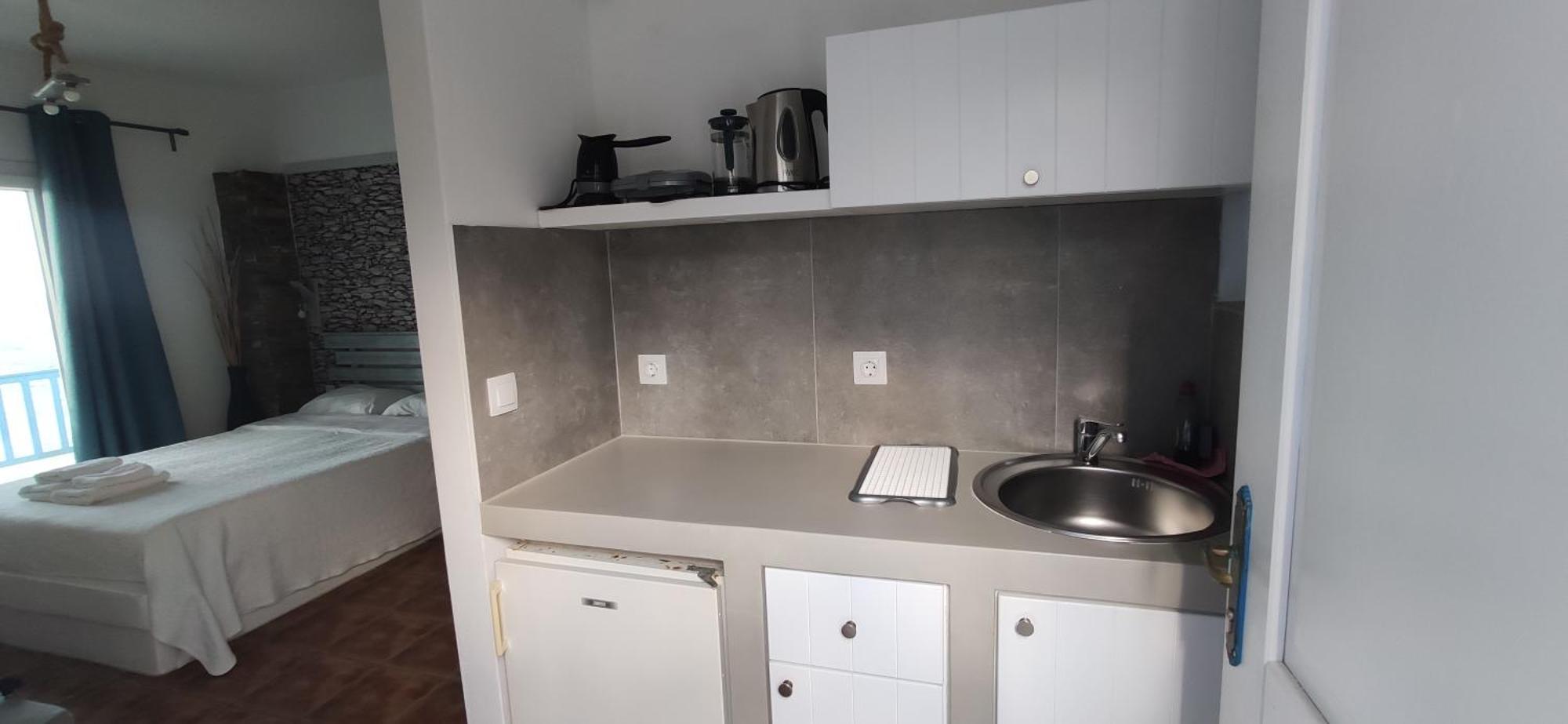 Anemos Sea View Aparthotel Batsi  Phòng bức ảnh