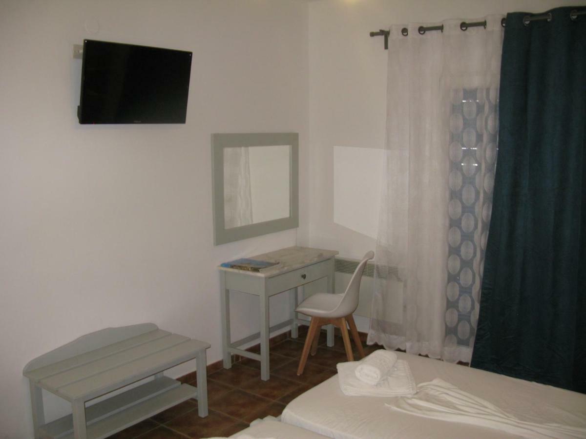 Anemos Sea View Aparthotel Batsi  Ngoại thất bức ảnh